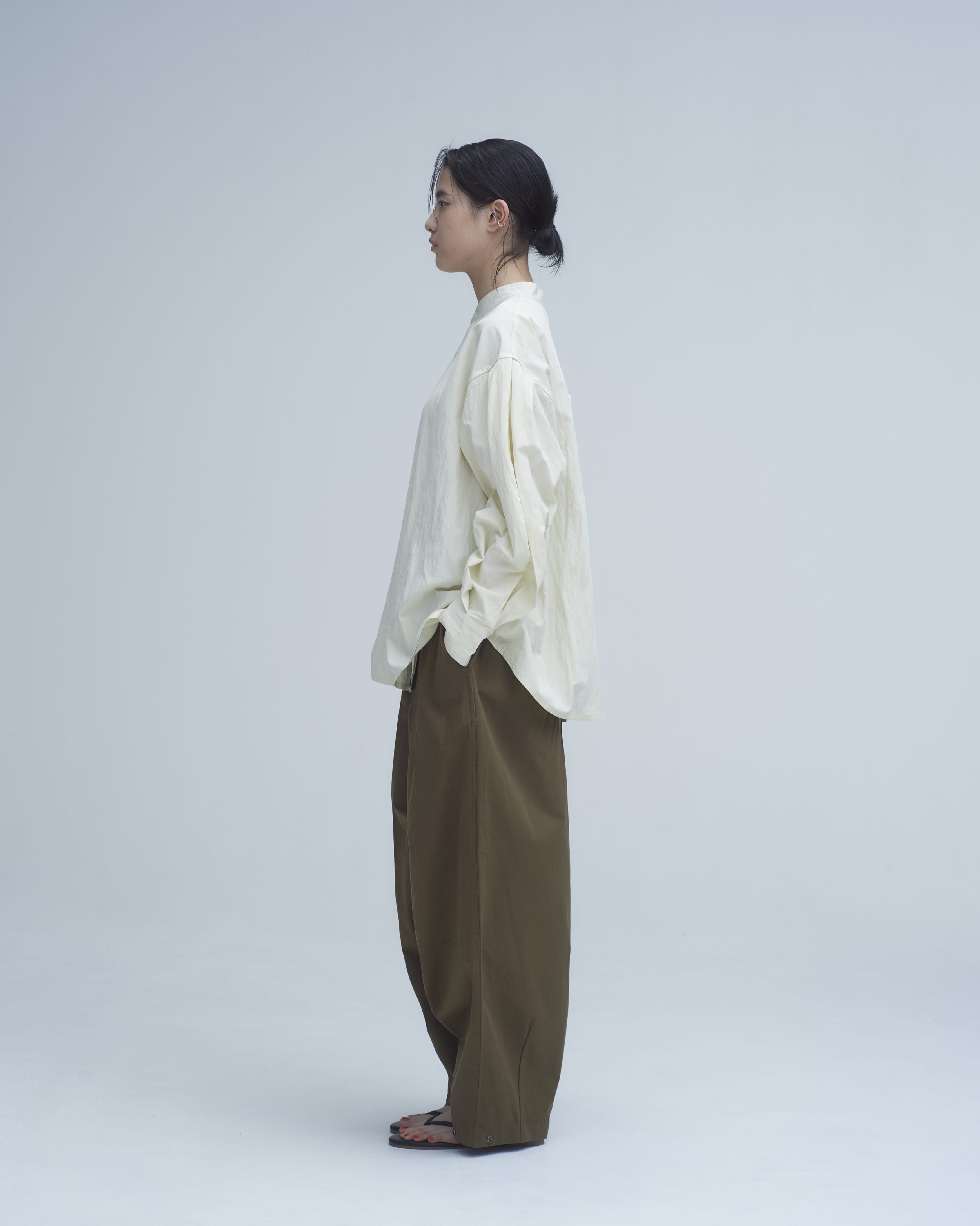 MRS.WORKWARE BAND COLLAR SPLIT-BACK SHIRT #713
