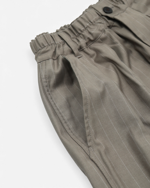 UNISEX BALLOON SALARY SHORTS #445